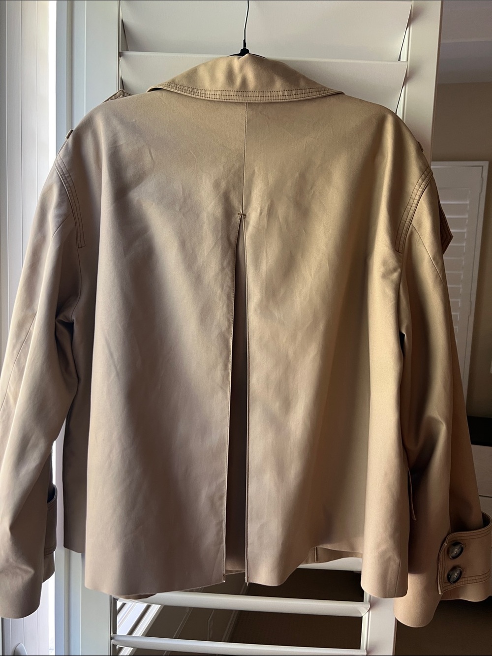 H&M Women's Double-Breasted Short Trench Coat - Tan - Picture 8 of 9
